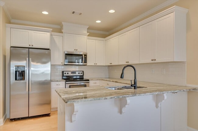 Building Photo - 3520 Patron Dr