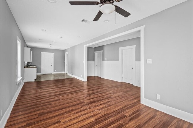 Building Photo - 3409 Polk St