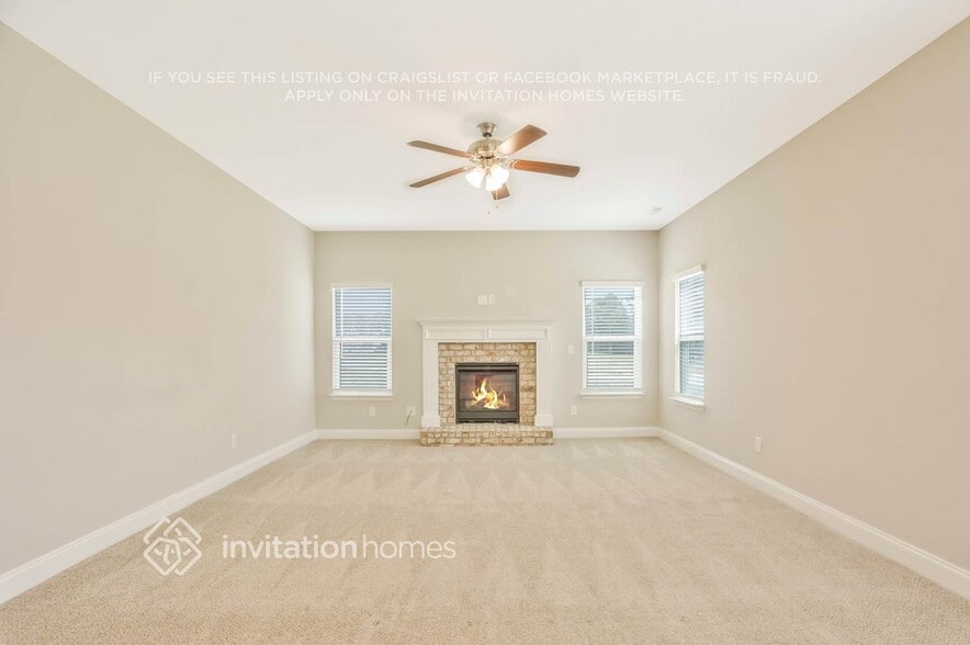 Building Photo - 150 Tanglewood Dr