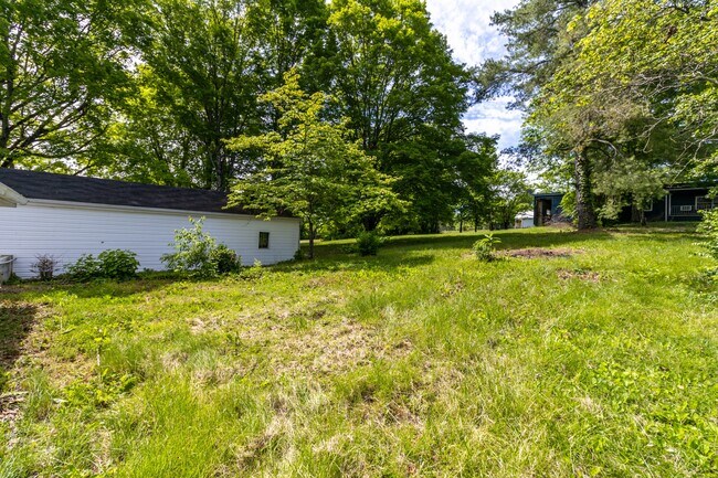 Building Photo - 9448 Lusk Rd