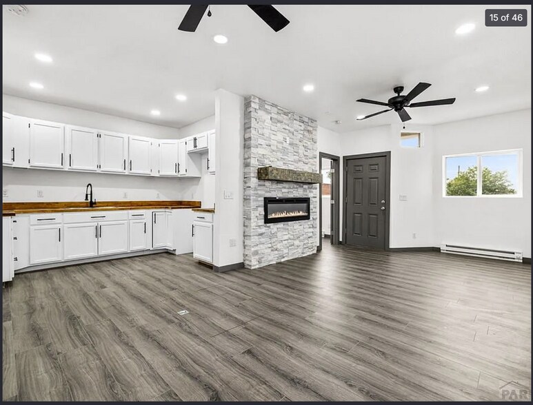 Building Photo - 1835 E 4th St