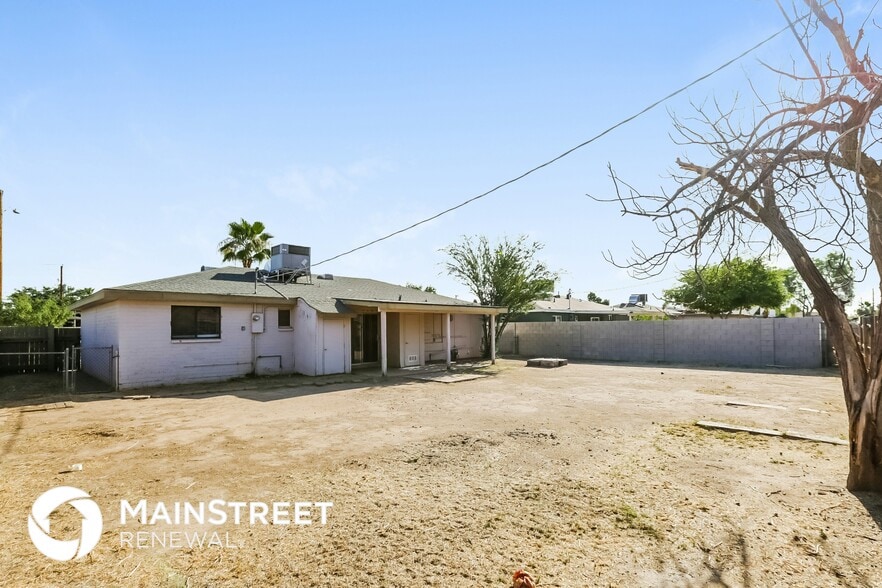 Building Photo - 3133 W Marshall Ave