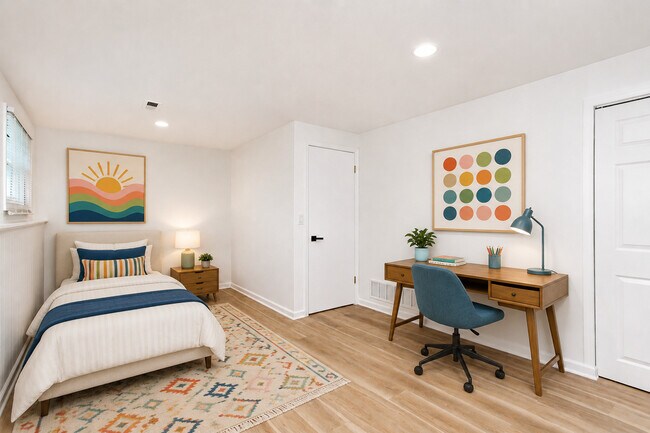 Building Photo - 7777 Ramsgate Cir S