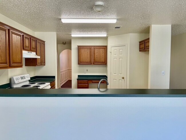 Building Photo - Nice Single Story Home in Crowley