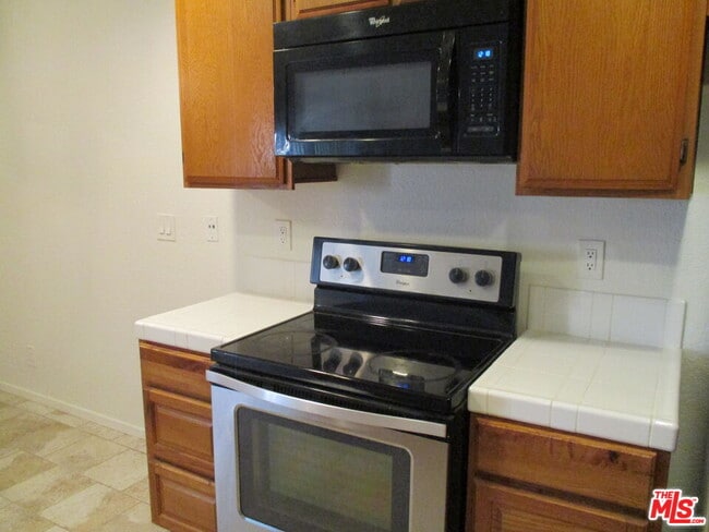 Building Photo - 3802 Dunford Ln