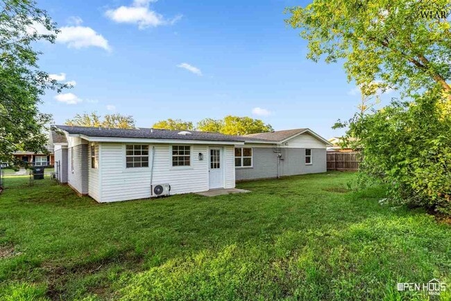 Building Photo - 4303 Prince Edward Dr