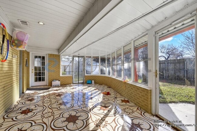 Building Photo - 502 Forest Cir