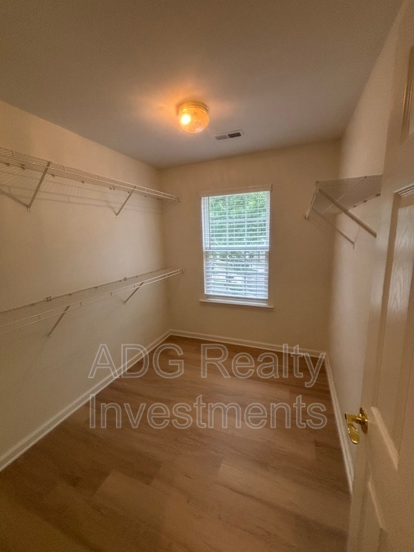 Building Photo - 2128 Whispering Way