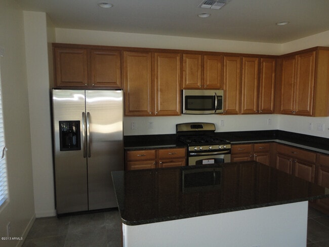 Building Photo - 16343 N 73rd Dr