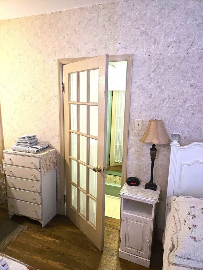 Building Photo - 115 S Potomac St