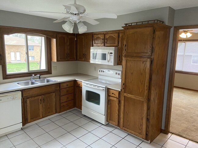 Building Photo - 4123 Avenue C