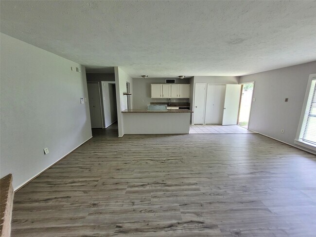 Building Photo - 16706 Moary Firth Dr