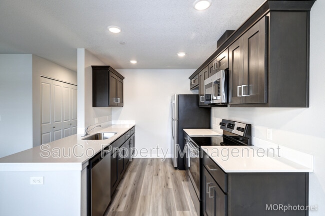Building Photo - 2560 Hawthorne St