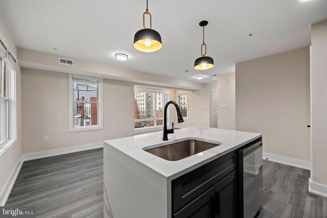 Building Photo - 3517 14th St NW