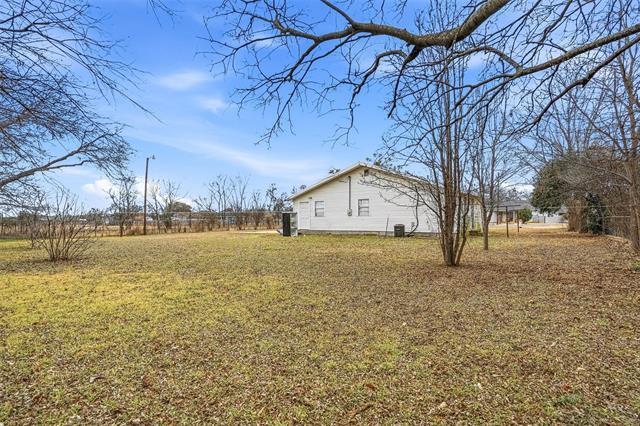 Building Photo - 1412 Chase Ave