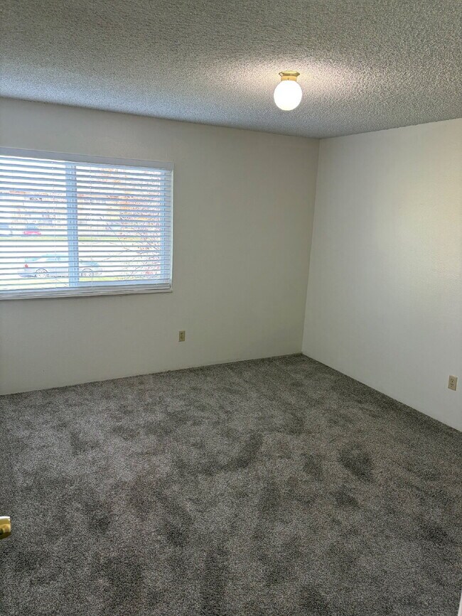 Building Photo - "Spacious 2BR/2BA Condo in North Boulder –...