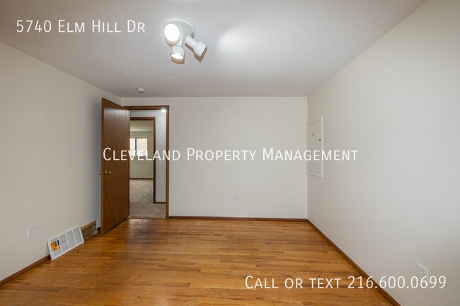 Building Photo - 5740 Elm Hill Dr