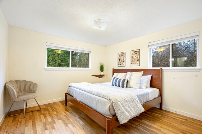 Building Photo - 11641 204th Ave NE