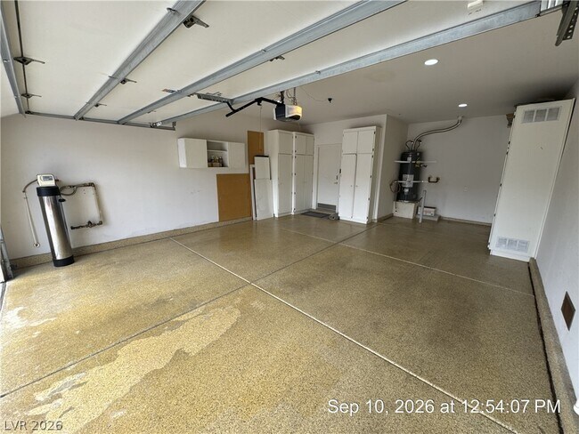 Building Photo - 1699 Rockcrest Hills Ave