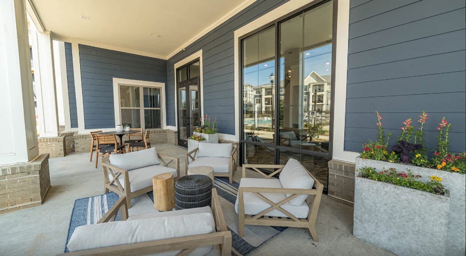 Building Photo - 611 Cooper River Cir