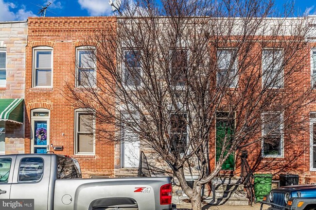 Building Photo - 130 W Randall St