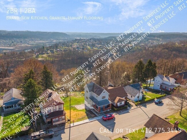 Building Photo - 705 Burbridge St