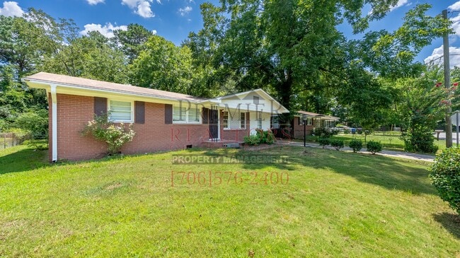 Building Photo - 2112 Lamore St