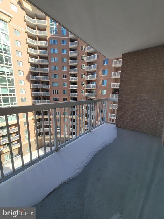 Building Photo - 3101 N Hampton Dr