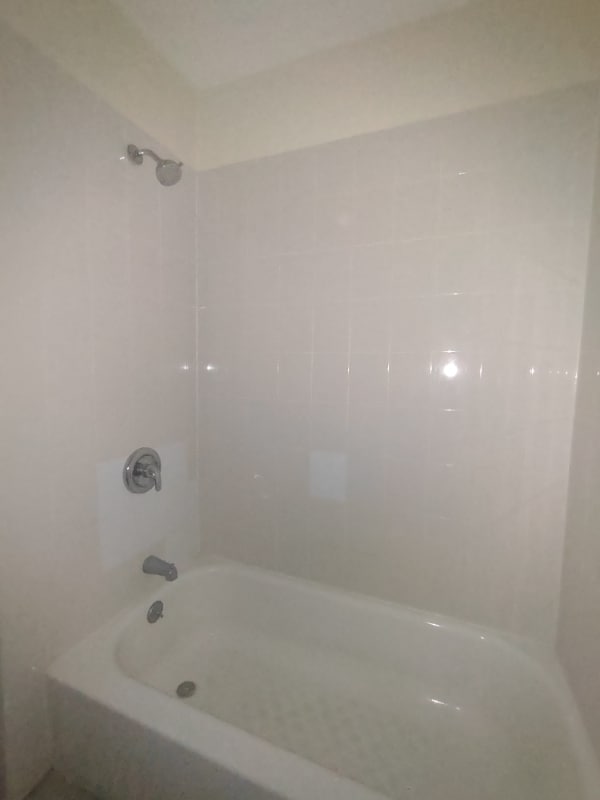 Building Photo - 964 East 100th Street