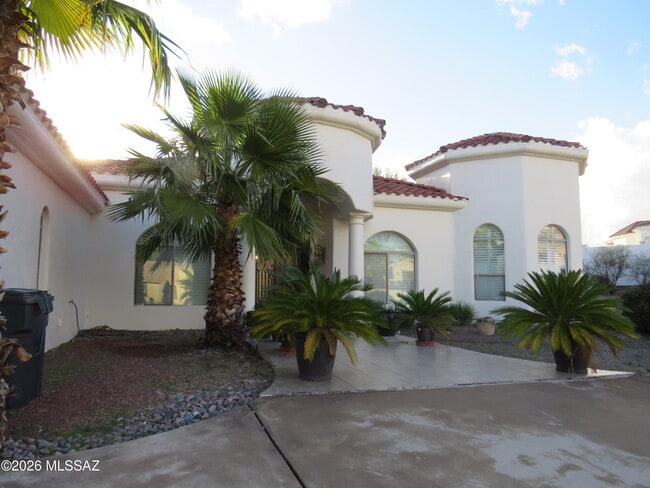 Building Photo - 1806 W Sunset Dr