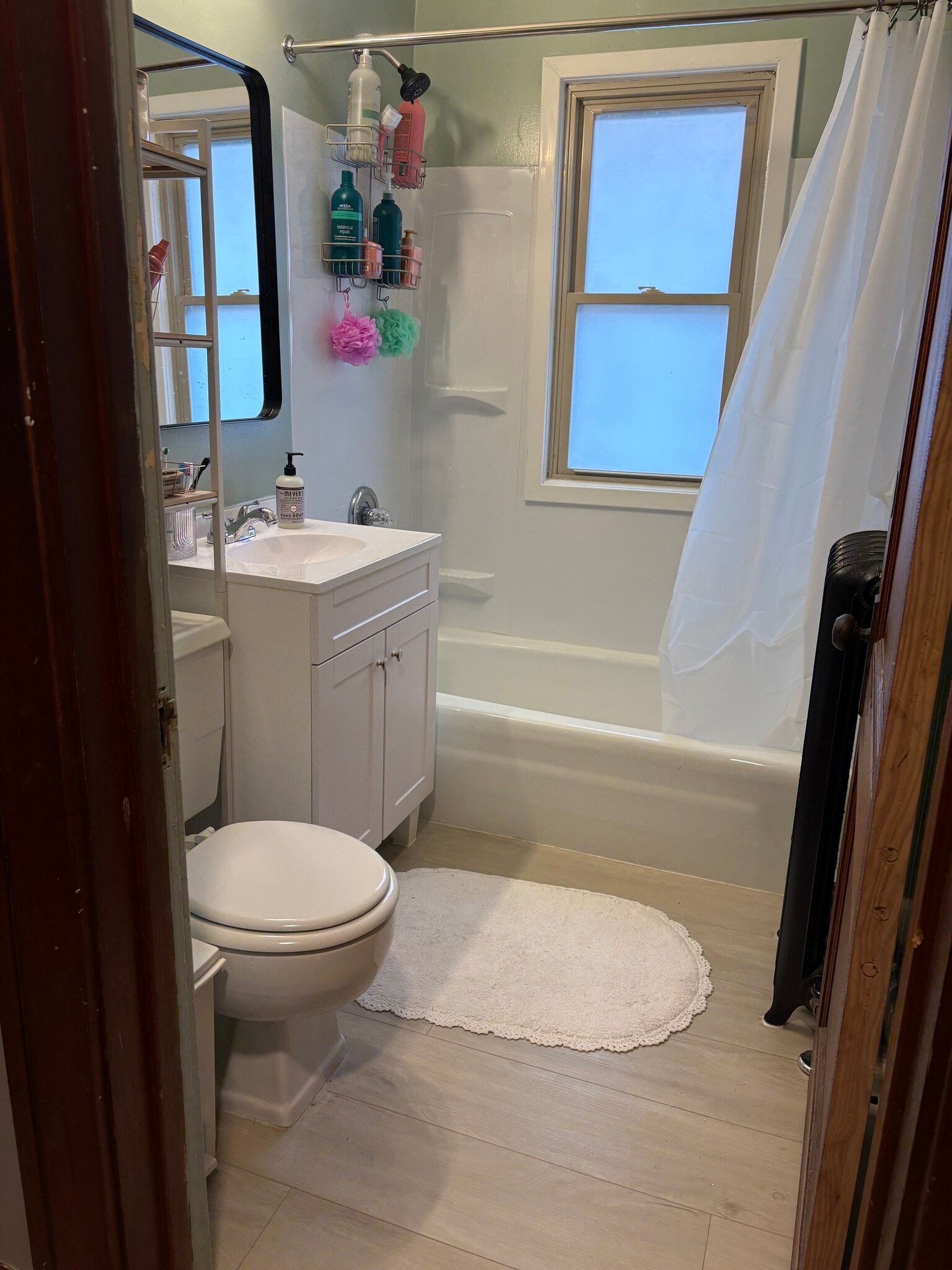 Building Photo - 1006 Gould Ave NE