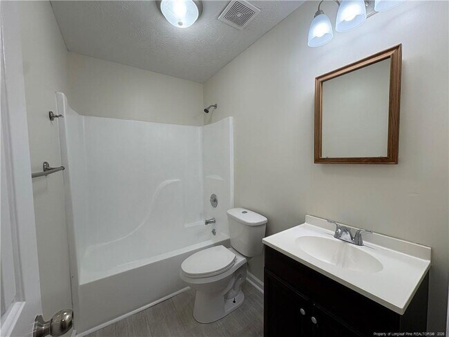Building Photo - 2544 Previs Rd
