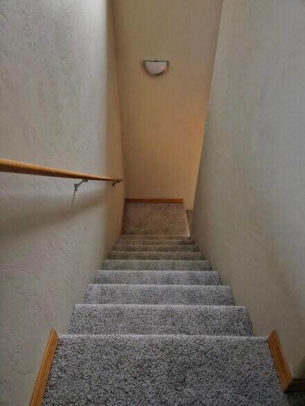 Building Photo - 2933 N 27th Ave
