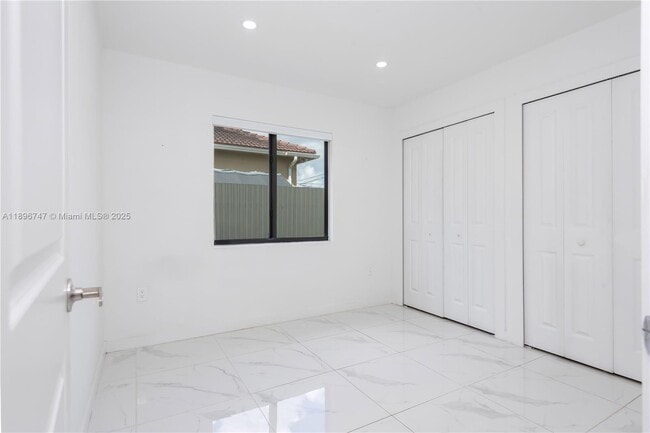 Building Photo - 2492 NW 44th St