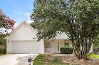 Building Photo - 172 Regency Park Dr