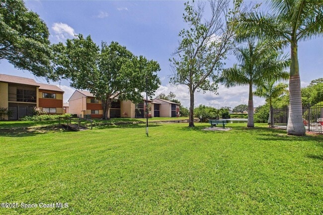 Building Photo - 2369 Golf Lake Cir