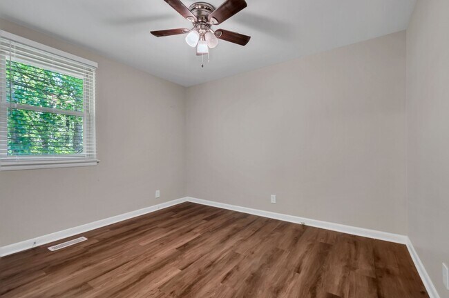 Building Photo - 7311 Birch Bark Dr