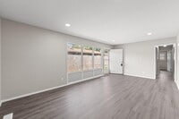 Building Photo - 6433 New Hampshire Ave