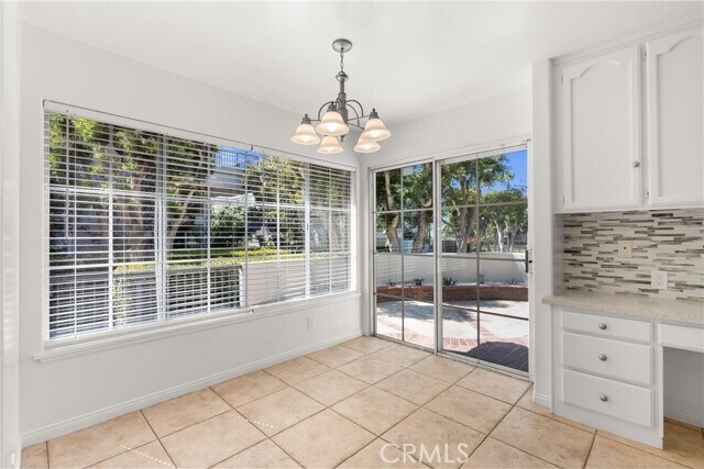 Building Photo - 6042 Shadowbrook Cir