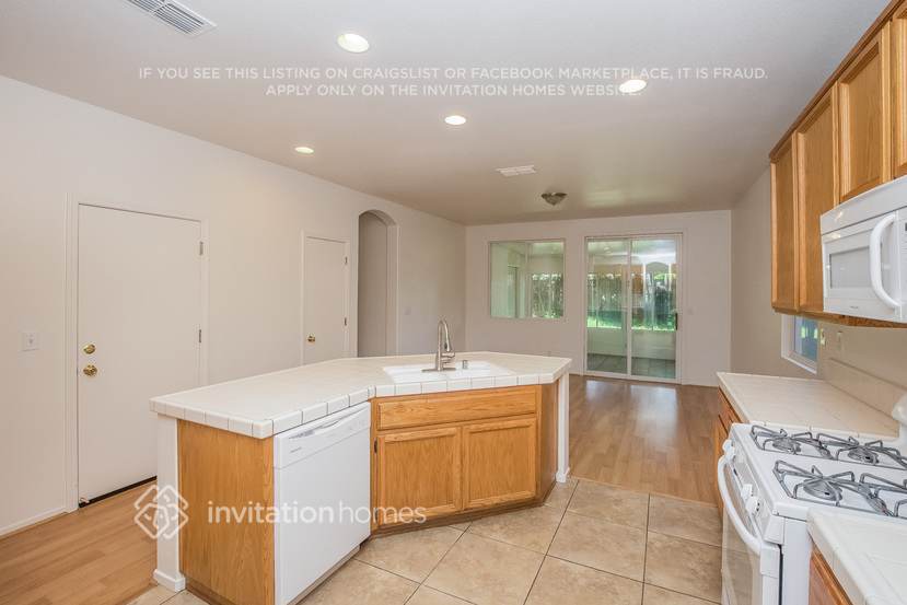 Building Photo - 1564 Union Square Rd