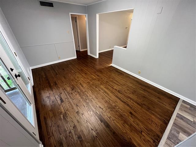 Building Photo - 1203 Blanton Dr