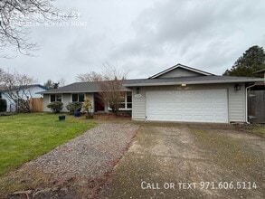 Building Photo - 2345 NE 23rd St