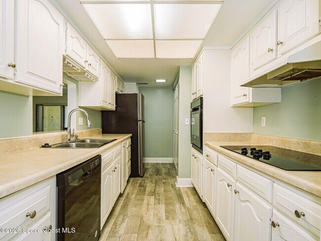 Building Photo - 5151-5A1a Jimmy Buffett Mem Hwy