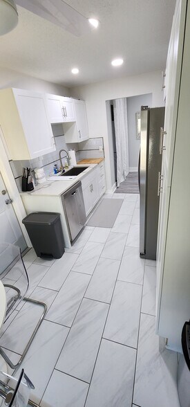 Building Photo - 601 Heritage Ln