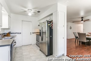 Building Photo - 5134 Lancelot Dr