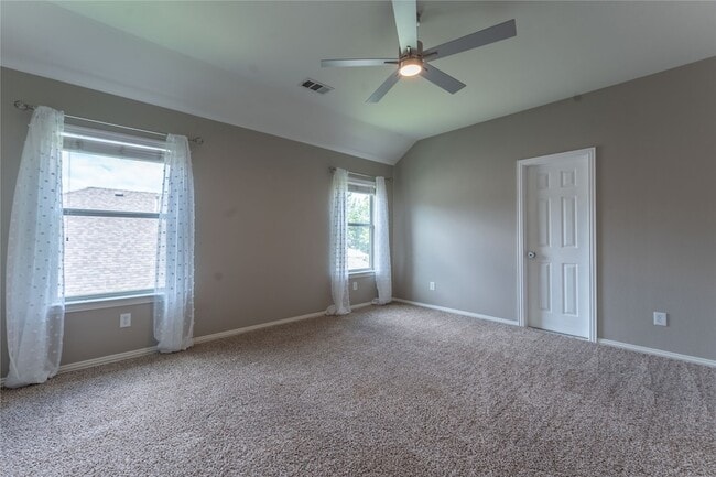 Building Photo - 4905 Carrotwood Dr