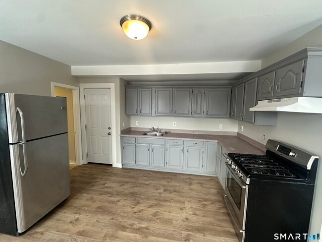 Building Photo - 86 Gold St