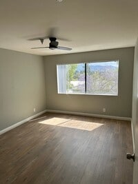Building Photo - 5811 Tujunga Ave