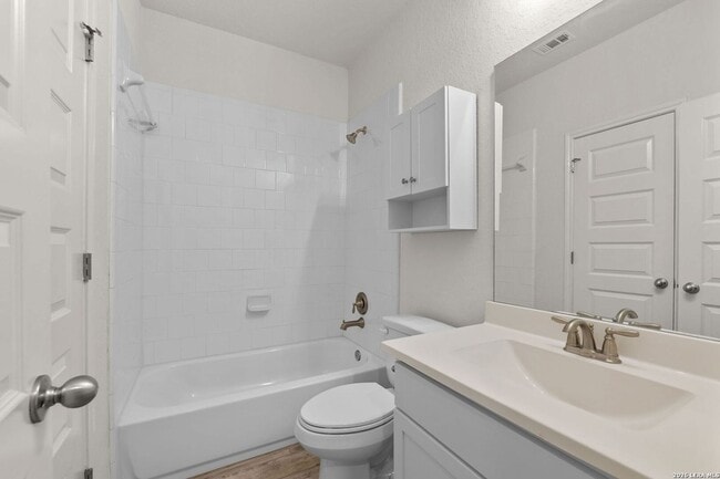 Building Photo - 1732 Doubleday Ln