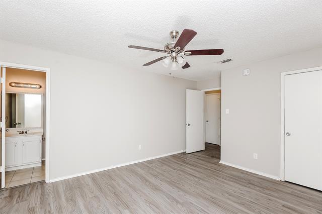 Building Photo - 6400 Rock Springs Dr